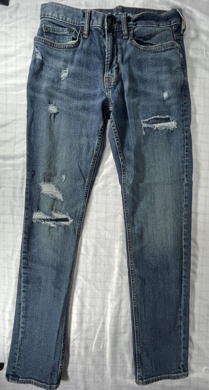 Old Navy Slim Built-In Flex Distressed Jeans | 30x34